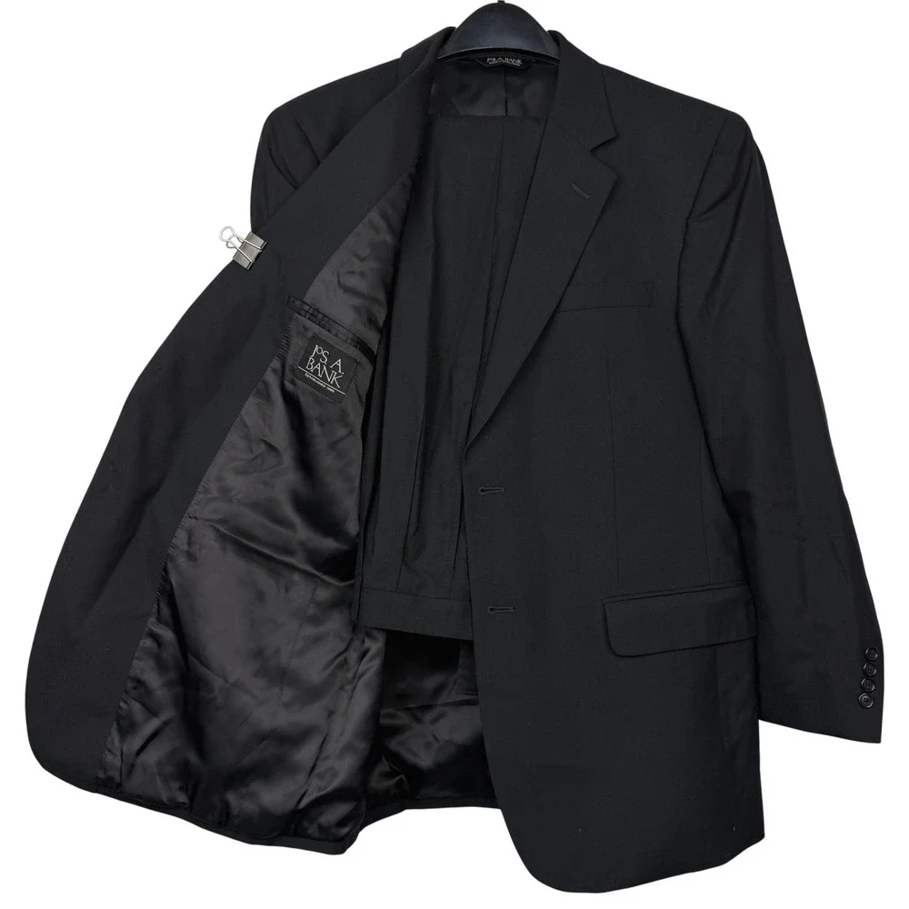 Jos A Bank 2-Piece Suit Mens 42R 36x29 100% WOOL Pleated Cuffed Solid Black